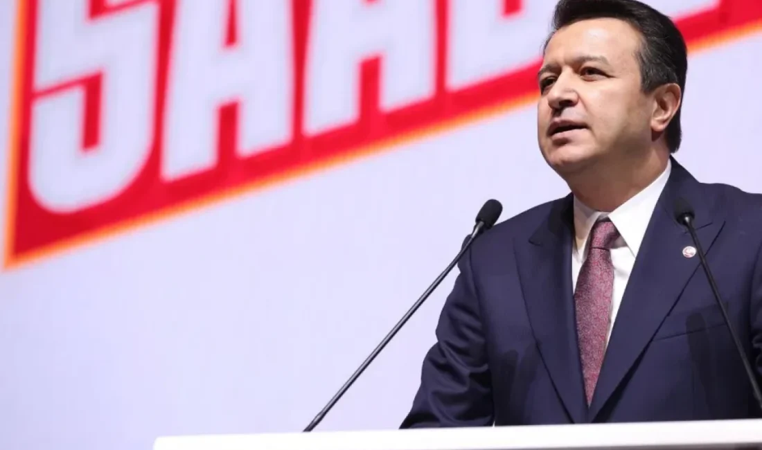 Saadet Partisi Genel Başkanı Mahmut Arıkan, Türk Hava Kuvvetleri'ne ait