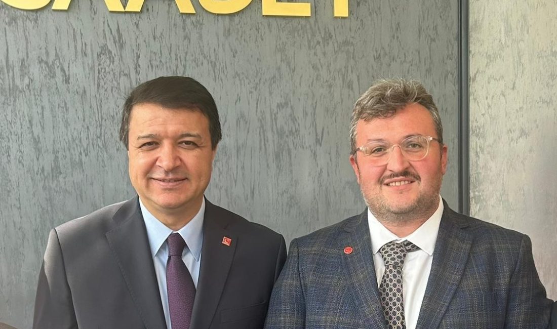 Saadet Partisi Balıkesir İl Başkanı Abdulkadir Durmaz, Genel Başkan Mahmut