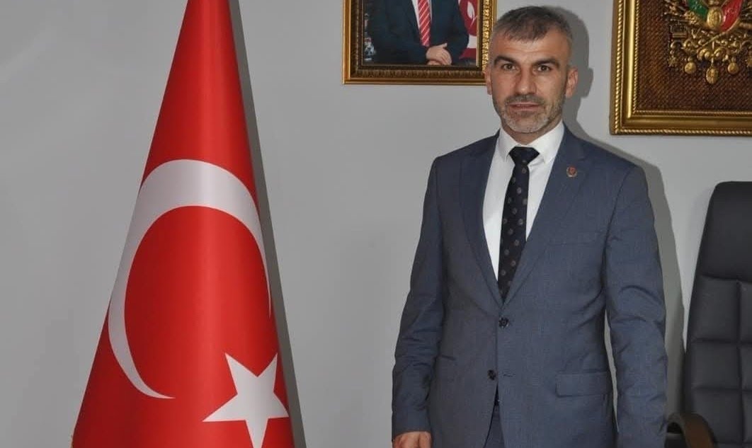 Büyük Birlik Partisi (BBP) Rize İl Başkanı Ensar Özçelik, 24