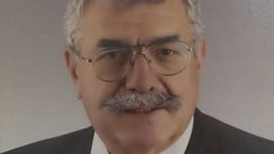 Siyaset, konum gelip geçer. Mühim olan gök kubbede hoş bir