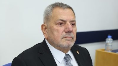 Rize’nin Pazar ilçesi Hamidiye Mahallesinde Gençlik ve Spor Bakanı Osman