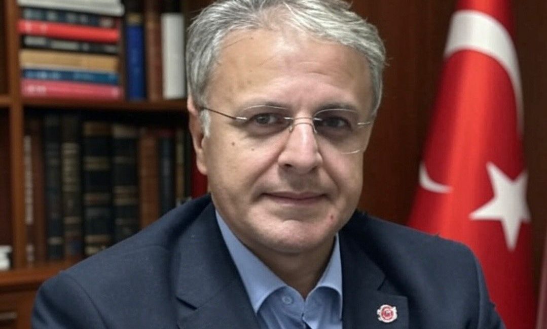 Milliyetçi Sol Parti Eski Genel Başkanı Gazeteci Yazar Hüseyin Alpay,