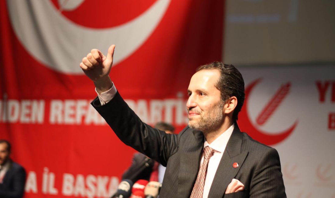 Yeniden Refah Partisi Genel Başkanı Fatih Erbakan, katıldığı bir TV