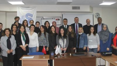 UND Kadın TIR Sürücü Akademisi tarafından başlatılan ve kadınların profesyonel