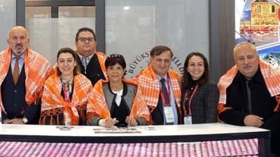 Uluslararası İzmir Fuarı kapsamında düzenlenen Turizm Fuarı’na Rize Muhtarlar Federasyonu
