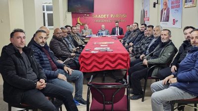 Saadet Partisi Ardeşen İlçe Teşkilatı, haftalık değerlendirme toplantısını yoğun katılım