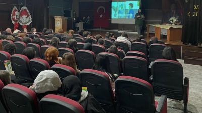 Rize Yeşilay İl Başkanlığı, gençleri tütün bağımlılığına karşı bilinçlendirmek amacıyla