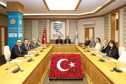 Rize Valisi İhsan Selim Baydaş başkanlığında, Recep Tayyip Erdoğan Üniversitesi