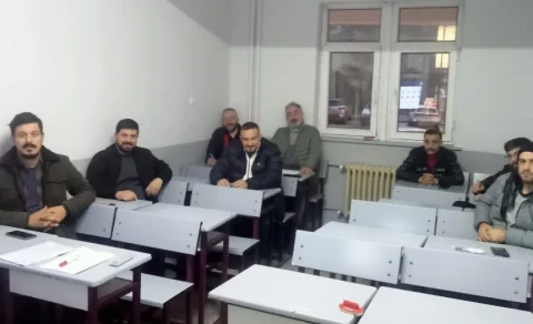 Ardeşen'de, nitelikli iş gücünü artırmak amacıyla Forklift Sürücü Eğitim Kursu