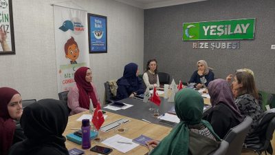 Rize Yeşilay Şubesi Kadın Komisyonu  Aralık ayı kitap tahlilini