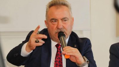 ADNAN ONAY &nbsp; Milliyetçilik üzerinden siyaset yapan siyaset sahnesindeki bazı