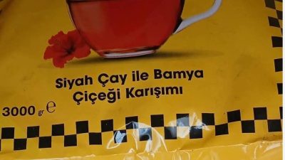 ADNAN ONAY &nbsp; Çay çöplerine boya katarak, Rize çayı diye