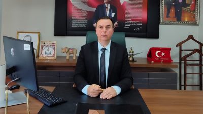 Azizim… Şu emperyalistler yok mu? Dünyayı hâlâ babalarından kalma bir