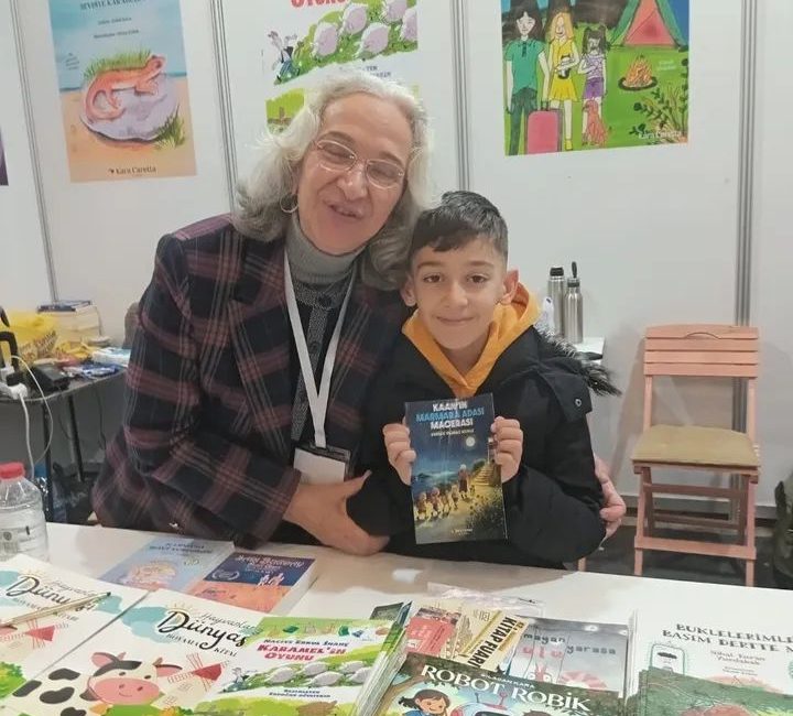 Rizeli şair ve yazar Hatice Kopuz, bu yıl 42’ncisi düzenlenen