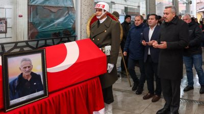 Rize Valisi İhsan Selim Baydaş, Kıbrıs Gazisi Vahit Kaptan’ın cenaze