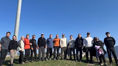 Trabzon Yeşilyol Derneği üyeleri Maçka Hoca Mezarı Yaylası’na kültür gezisi