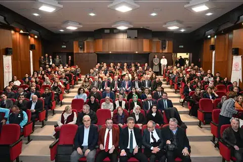 Karadeniz Teknik Üniversitesi ev sahipliğinde, Trabzon İl Sağlık Müdürlüğü tarafından