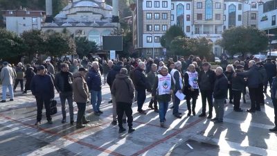 Tüm Emeklilerin Sendikası Rize Pazar Şubesi, emeklilerin yoksulluk koşullarını protesto
