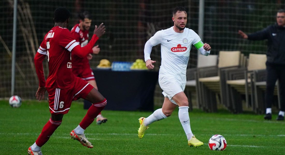 Süper Lig’in ikinci yarısı için hazırlıklarını Antalya Belek’te sürdüren Çaykur