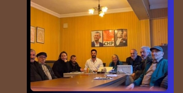 CHP Çamlıhemşin İlçe Başkanı Özgür Parlağı, sel felaketi sırasında gösterdiği