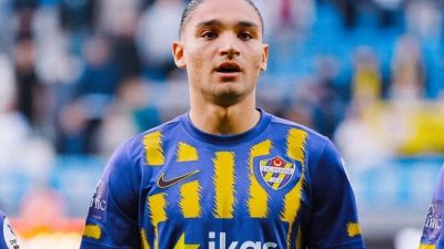 Çaykur Rizespor Transferde Harekete Geçti: Emir Ortakaya İmzayı Attı, Emre