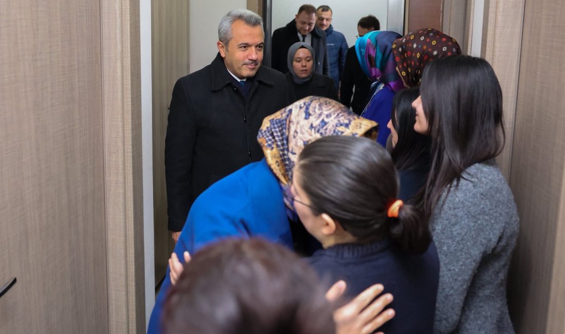 Rize Valsii İhsan Selim Baydaş, eşi Zeyneb Baydaş  ile birlikte