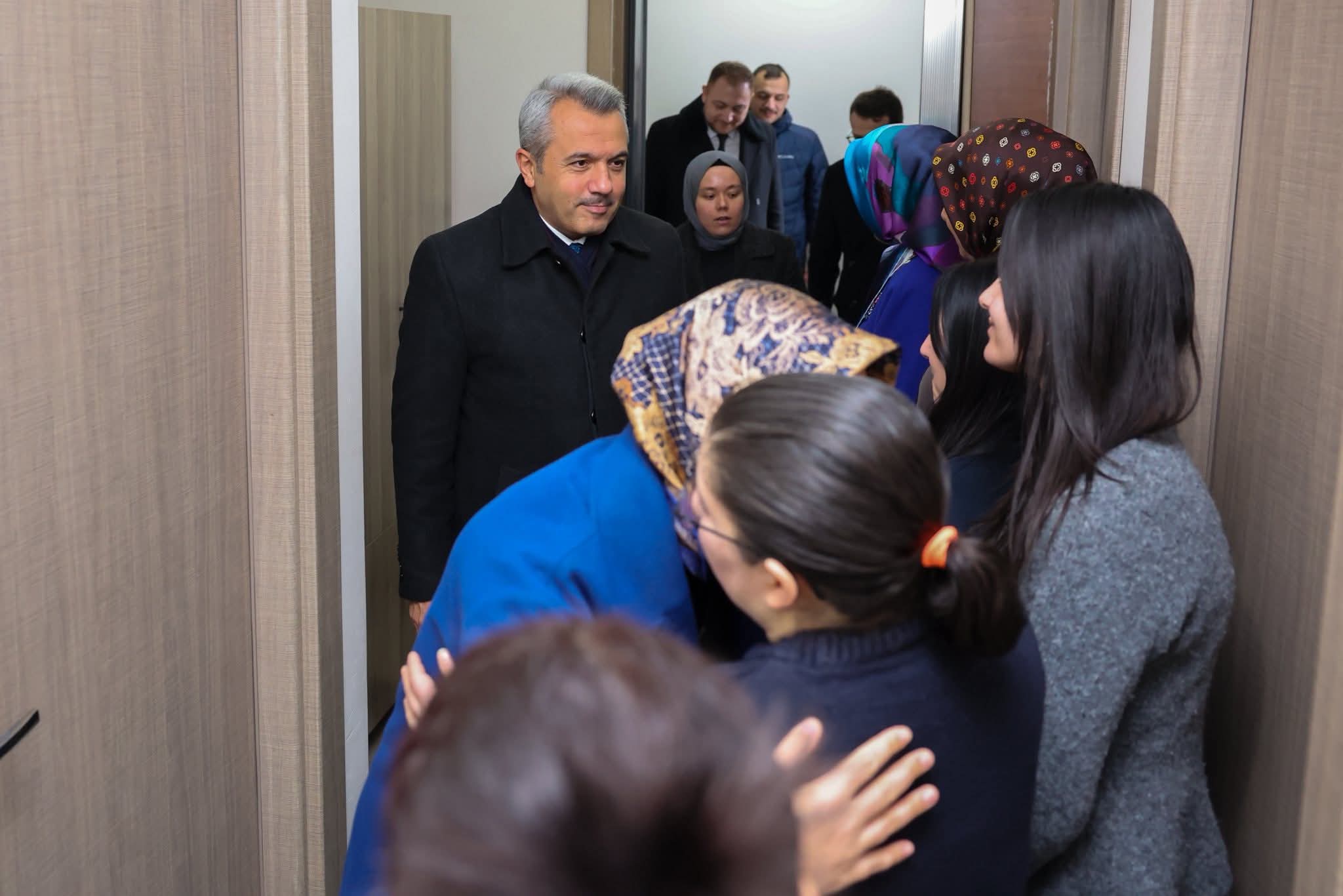 Rize Valsii İhsan Selim Baydaş, eşi Zeyneb Baydaş  ile birlikte