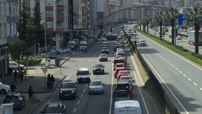 Rize’de trafiğe kayıtlı araç sayısı bir yılda yüzde 8,22 artarak
