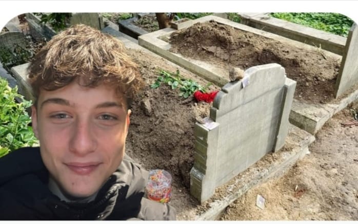 Makale:Filozof Sosyolog Değerli okurlar, kadın cinayetlerini konuşmayı henüz bitirememişken, toplum