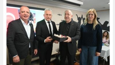 Zafer Partisi Genel Başkanı Prof. Dr. Ümit Özdağ ve beraberindeki