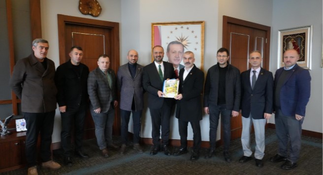 Büyük Birlik Partisi  Rize İl Başkanı Ensar Özçelik, İl