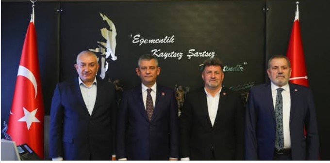 Cumhuriyet Halk Partisi Milletvekili Tahsin Ocaklı, Fındıklı Belediye Başkanı Ercüment