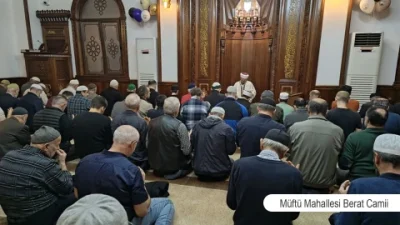 Rize’de Ramazan ayının manevi atmosferi, camilerde teravih namazlarıyla hissediliyor. Vatandaşlar,