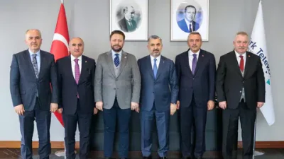 Rize Valisi İhsan Selim Baydaş ve beraberindeki heyet, Türk Telekom