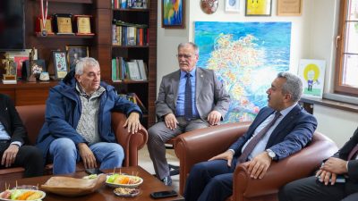 Rize Valisi İhsan Selim Baydaş, Fındıklı Belediye Başkanlığını ziyaret etti.