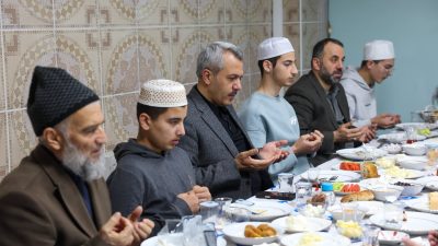 Vali İhsan Selim Baydaş, Ramazan ayının bereketini gençlerle paylaşmak amacıyla