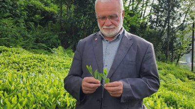 Saadet Partisi Genel İdare Kurulu (GİK) Üyesi Hasan Uzun, yeni