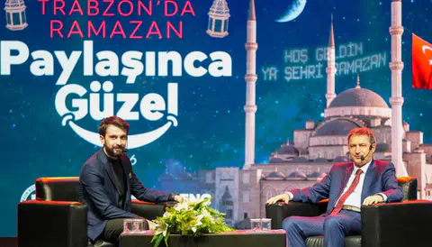 Trabzon Büyükşehir Belediyesi’nin düzenlediği Ramazan Sohbetleri programına katılan Prof. Dr.