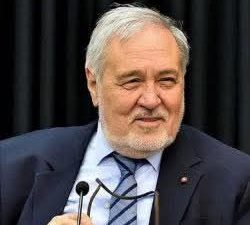 ADNAN ONAY &nbsp; İlber Ortaylı, Türk tarih yazımının ve kamuoyunda