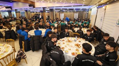 Rize İl Genel Meclisi Başkanlığının HARVEL Salonunda gerçekleşen geleneksel iftar