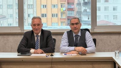 Trabzon İl Sağlık Müdürü Dr. Mehmet Topsakal, beraberindeki heyet ile