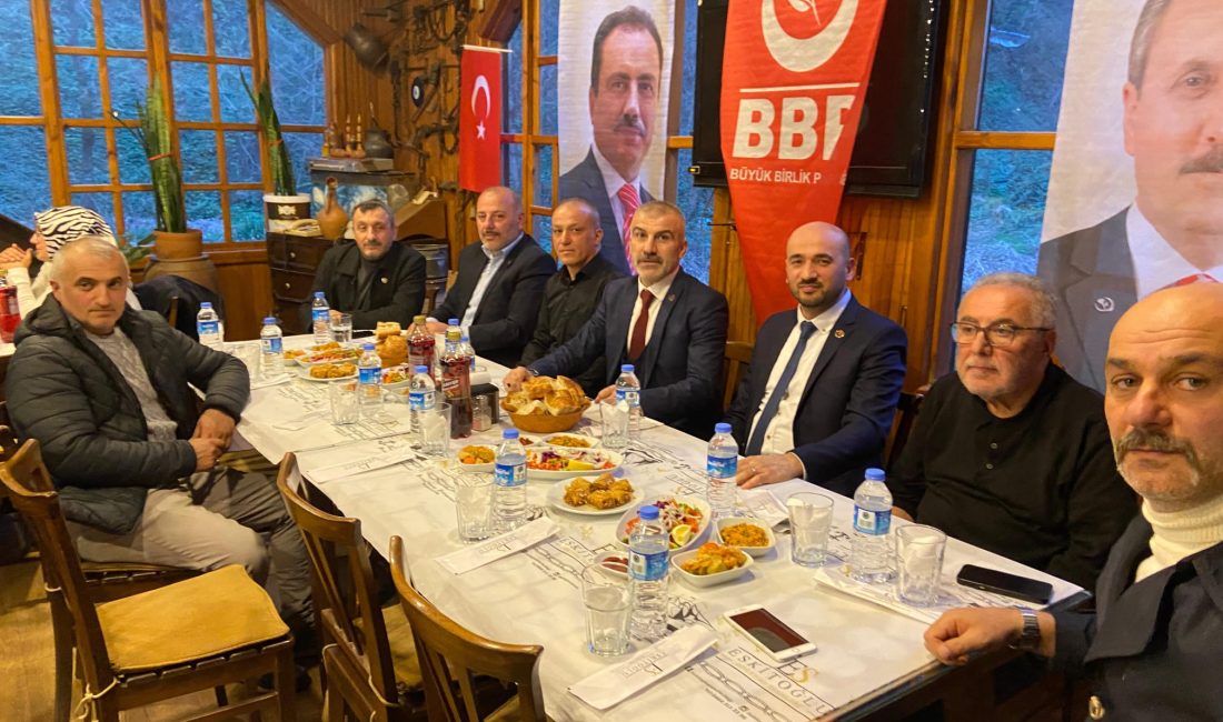 Büyük Birlik Partisi Rize İl Başkanlığı tarafından düzenlenen iftar programında