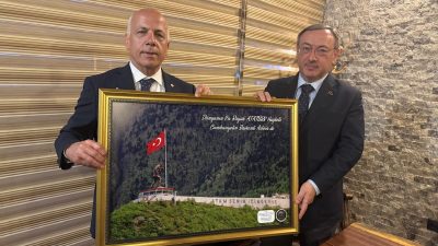 Artvin Ticaret Borsasında ÇAYKUR Genel Müdürü Yusuf Ziya Âlim’in katıldığı