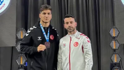 İstanbul’da düzenlenen 34. Uluslararası Ahmet Cömert Boks Turnuvası’nda milli sporcu