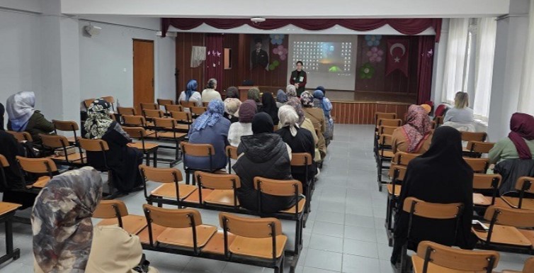 Yeşilay Rize İl Başkanlığı ile Narkotik Şube Müdürlüğü iş birliğinde