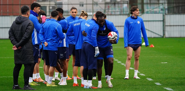 Çaykur Rizespor, Süper Lig’in 30. haftasında deplasmanda Fenerbahçe ile oynayacağı