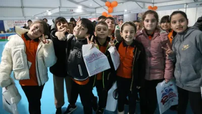 Rize'nin 3. Kitap Fuarı, 24 Nisan'da başladı. Yayınevleri ve yazarlarla