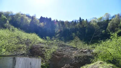 Trabzon’da etkili olan yoğun yağışların ardından Okçular Mahallesi’nde meydana gelen