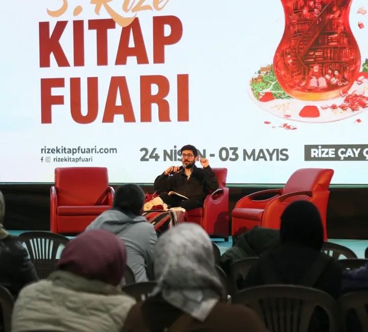 Edebiyat ve düşünce dünyasının önemli isimlerinden Mehmet Şamil, Gökhan Sırmalı