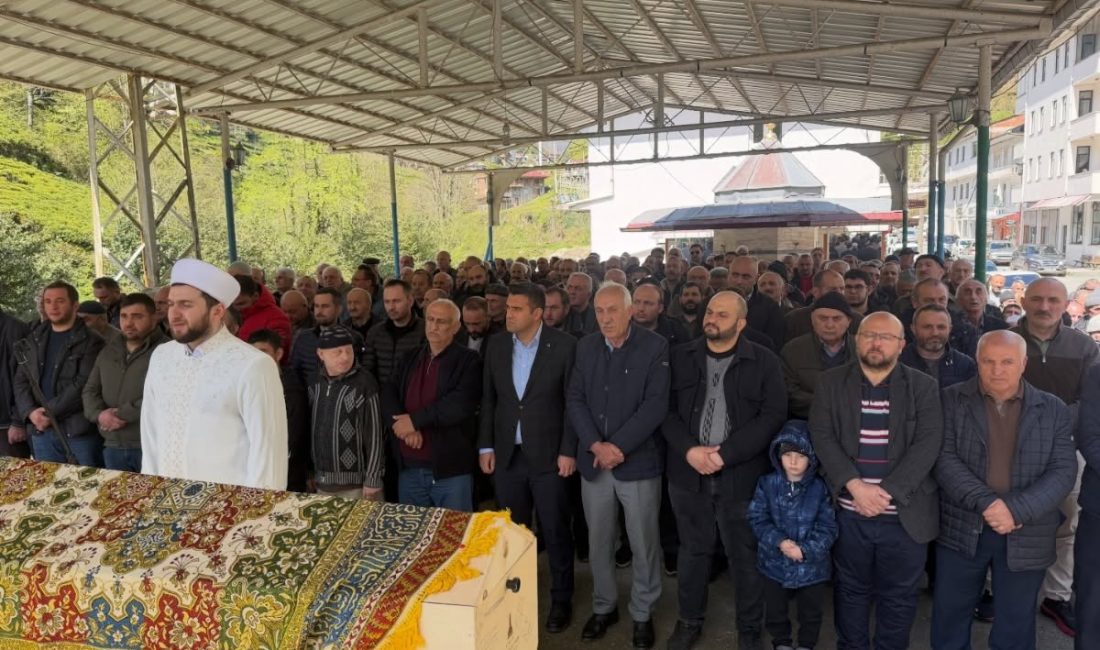 HAYIRSEVER SALİH KÖSE’NİN CENAZESİNE KAYMAKAM BURAK YAYLACI KATILDI